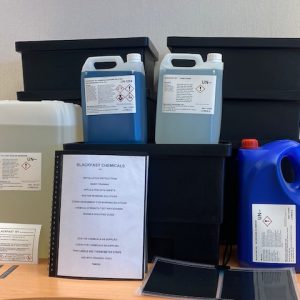 20 litre tanks and chemicals to fill (Water based oil 925)